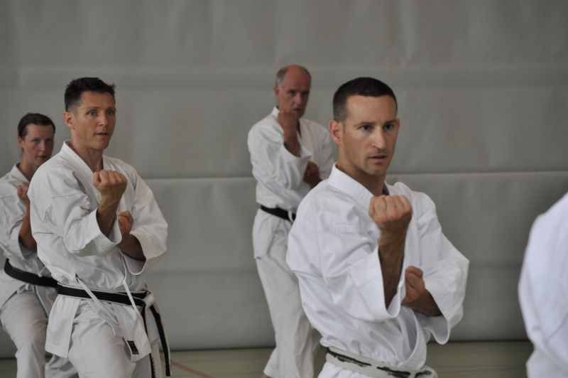 Read more about the article Beni Roos ist Schiedsrichter Kumite A im SKF
